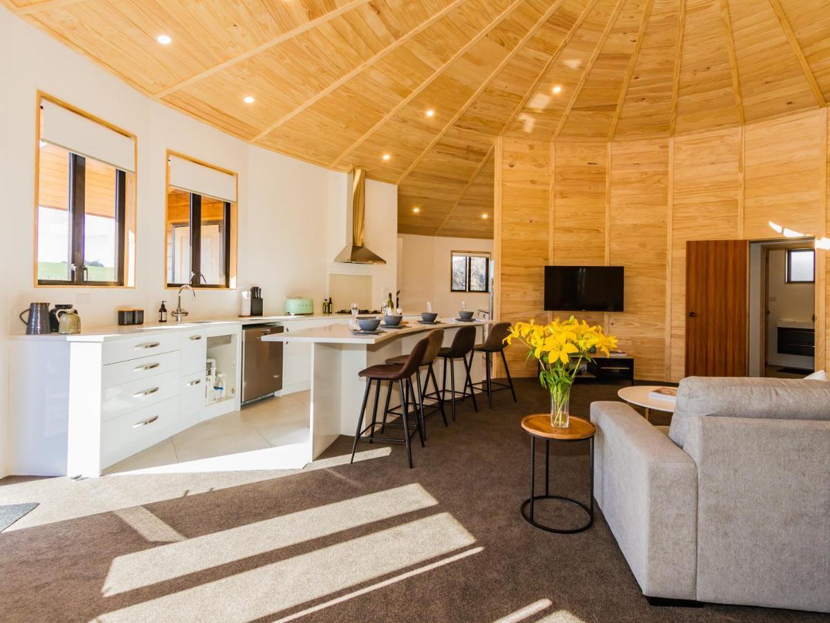 Heavenly Spa Views - Ohakune Holiday Home エクステリア 写真