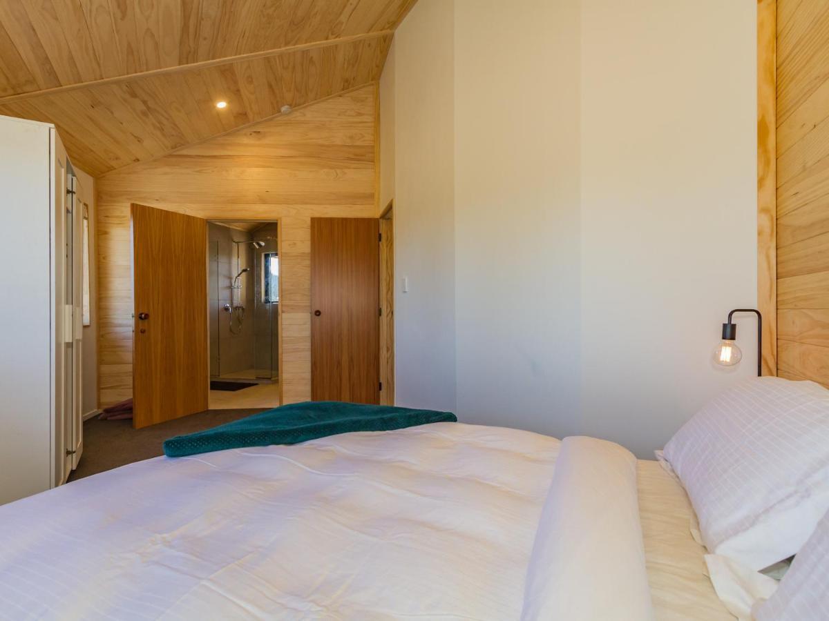 Heavenly Spa Views - Ohakune Holiday Home エクステリア 写真