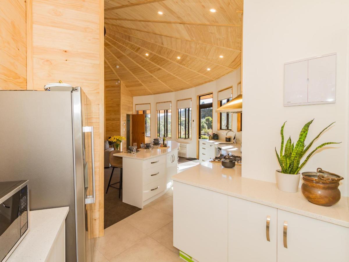 Heavenly Spa Views - Ohakune Holiday Home エクステリア 写真